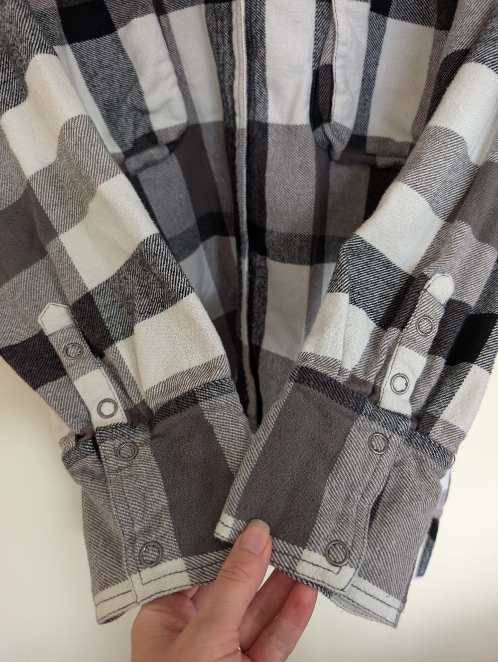 Free People We The Free Izzie Cargo Shirt Jacket Large Black White - Picture 6 of 12